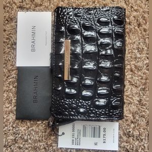 NWT Brahmin Hannah Black Melbourne Wallet